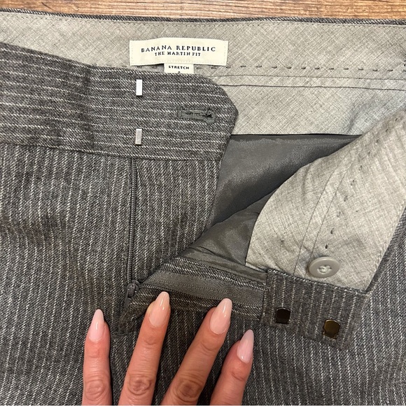 Banana Republic Wool Pinstripe Straight Leg The Martin Fit Pants NWT - Picture 3 of 12